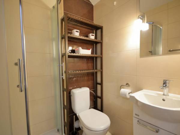 Meduza Homestay *